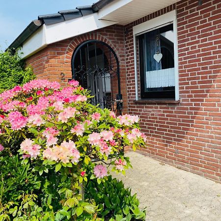 Ferienhaus An Der Kueste Im Luftkurort Hage Villa Exterior foto